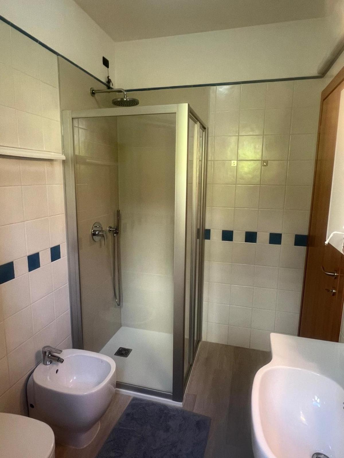 Residence Villa Al Lido Бренцоне-суль-Гарда Экстерьер фото